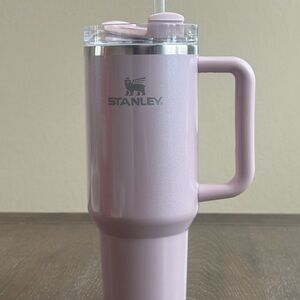 Stanley Light Pink Tumbler with Handle